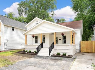 1050 Broadway Ave NW, Grand Rapids, MI 49504