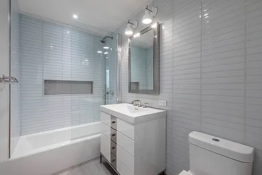 Rented by R New York