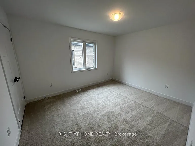 43 Wheatfield Rd — Photo 3