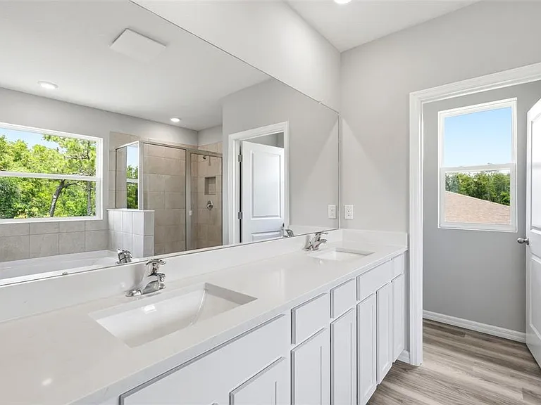 10497 Farm Hill Ave — Photo 69