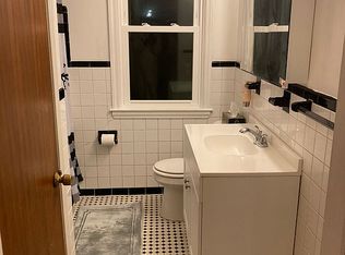 704 Stamford Rd, Baltimore, MD 21229