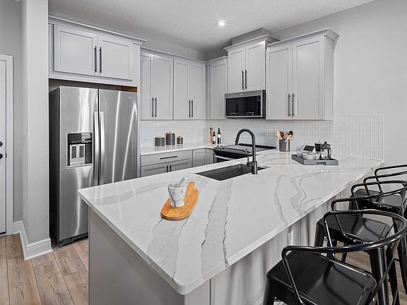 MODEL PHOTOGRAPHY - Kitchen
