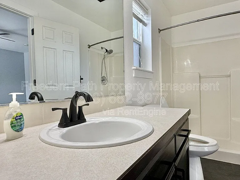 1382 W Tanager Ave — Photo 21