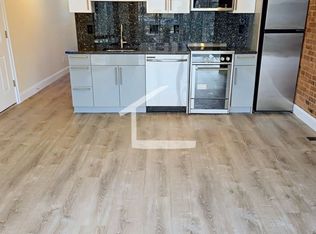 1616 Beacon St #4R, Brookline, MA 02446