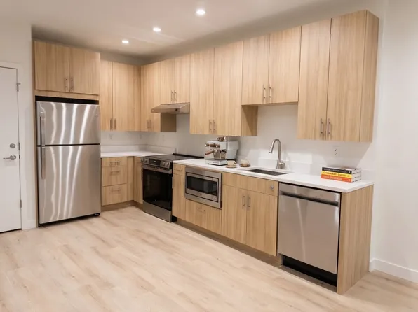 1151 Walnut St #204, Newton Highlands, MA 02461