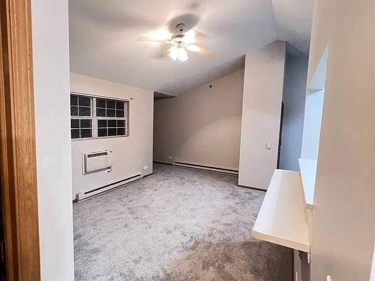 340 Cunat Blvd — Photo 3