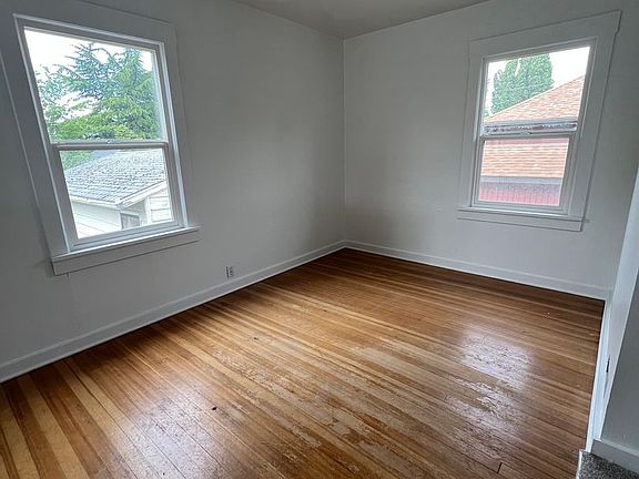 4th image of 9243 1st Ave NW