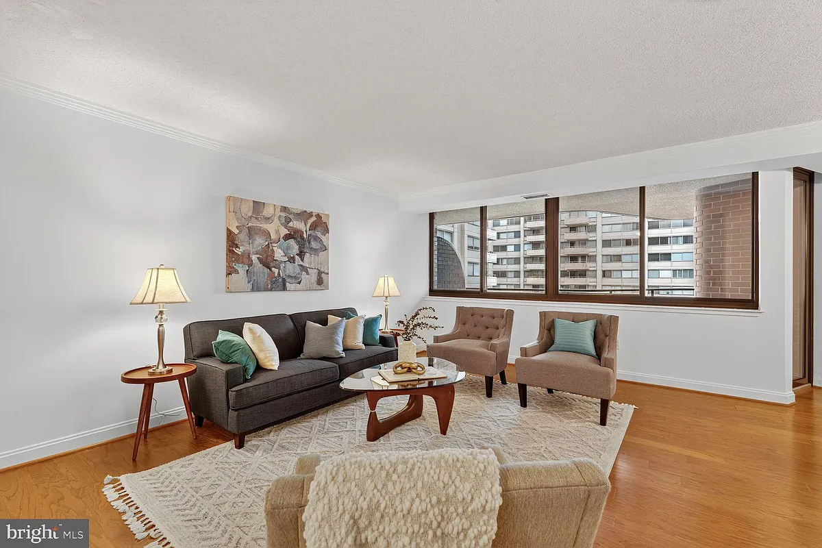 Building Photo - 4550 N Park Ave #814