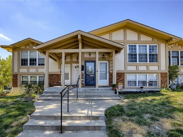 1490 NW 64th Ter, Kansas City, MO 64118