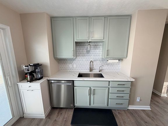 5th image of 125 Ringland Rd