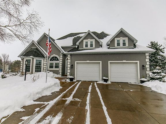 2nd image of 843 Farmington Ct