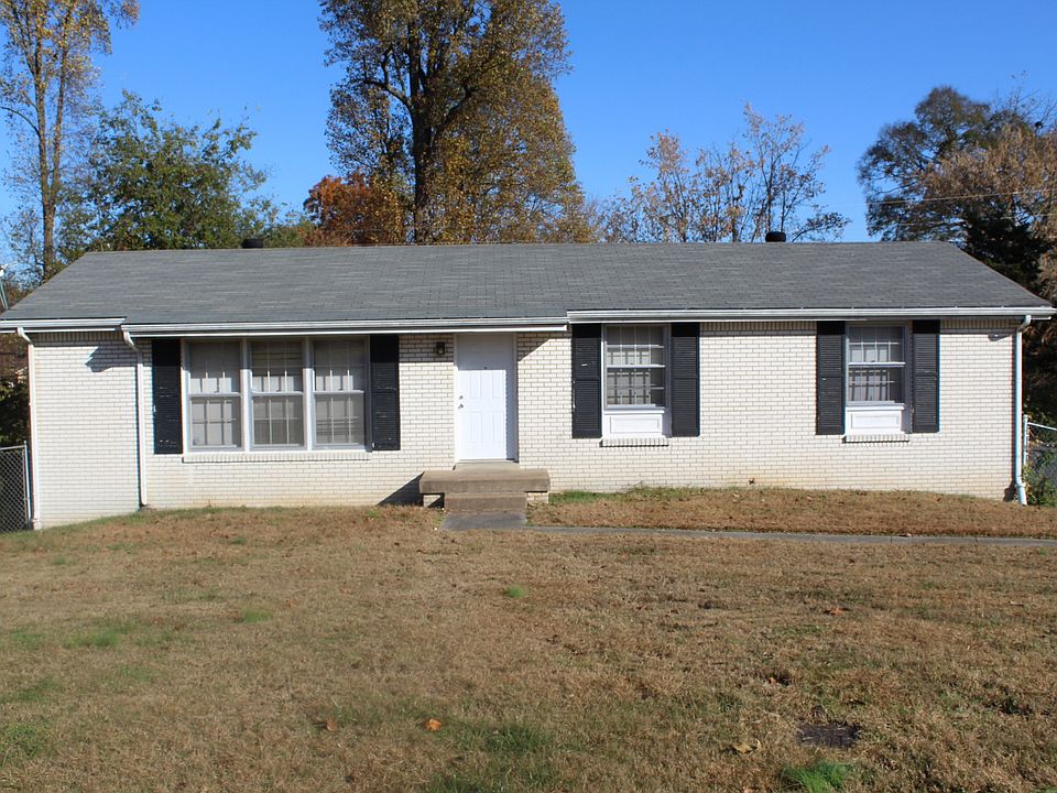 1st image of 205 Mills Dr