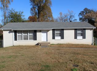 205 Mills Dr, Clarksville, TN 37042