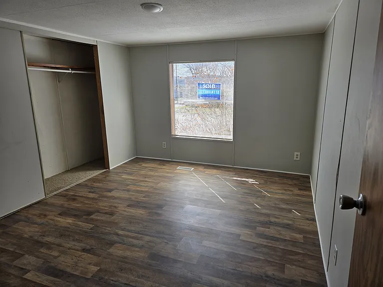 2103 Southwood St — Photo 6