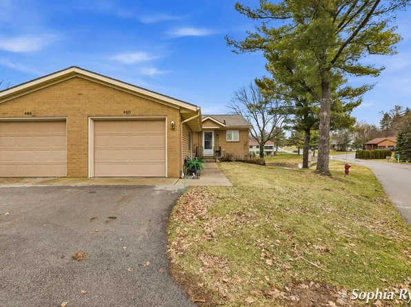 4425 N Valley Dr NE, Grand Rapids, MI 49525