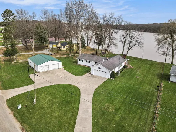 23255 River Run Rd, Mendon, MI 49072