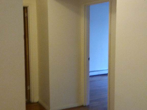 4th image of 257 Glen Ave #2BD