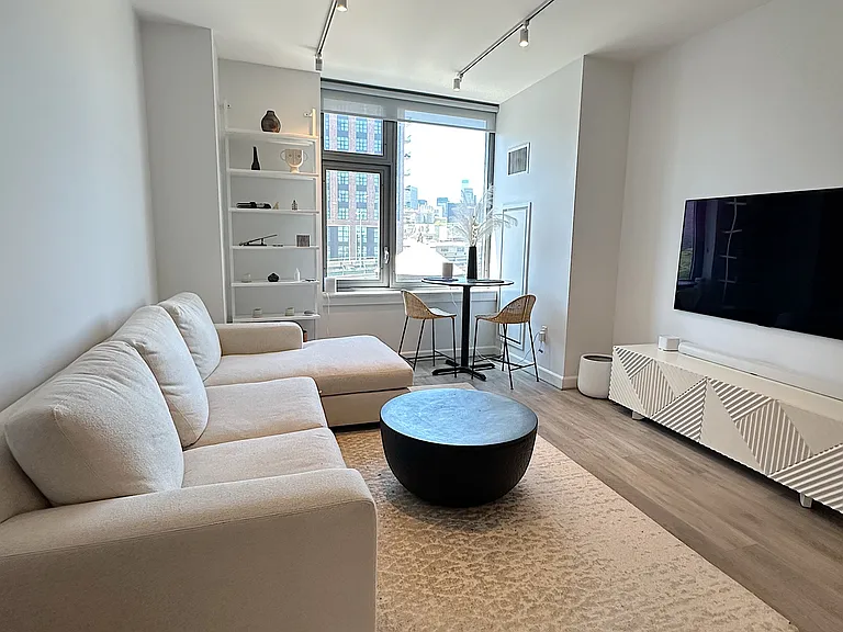 100 Jay St #12L — Photo 4