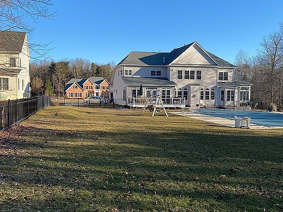 4th image of 1633 Carnoustie Dr