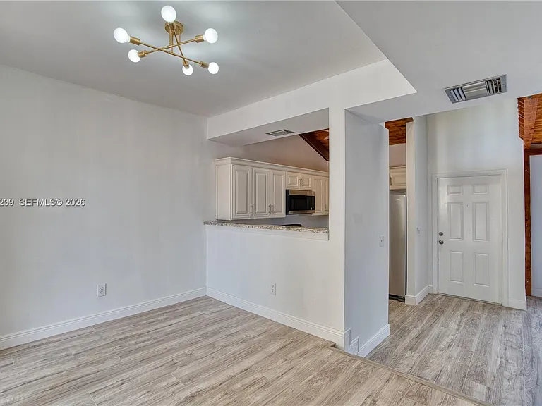 8015 SW 21st Ct #8015 — Photo 13