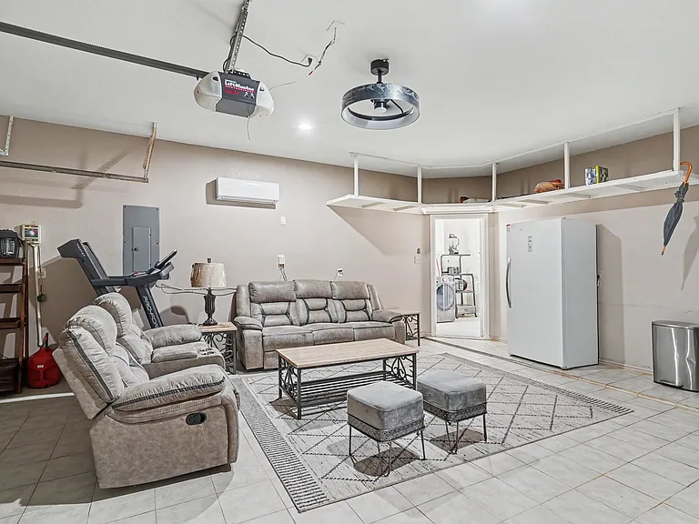 8660 Lariat Cir — Photo 20