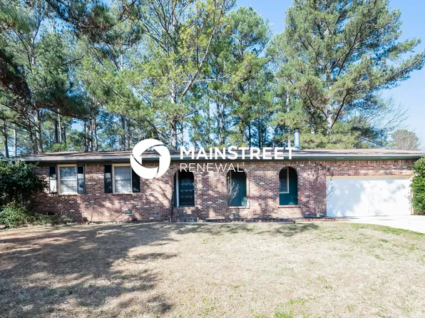 2165 Knighton Dr, Atlanta, GA 30349