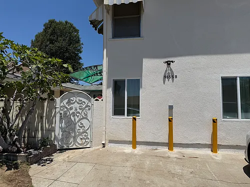 9655 Woodruff Ave #B Photo 1 9655 Woodruff Ave #B Photo 1