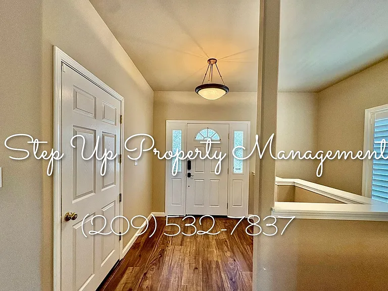 342 Duchess Dr — Photo 3