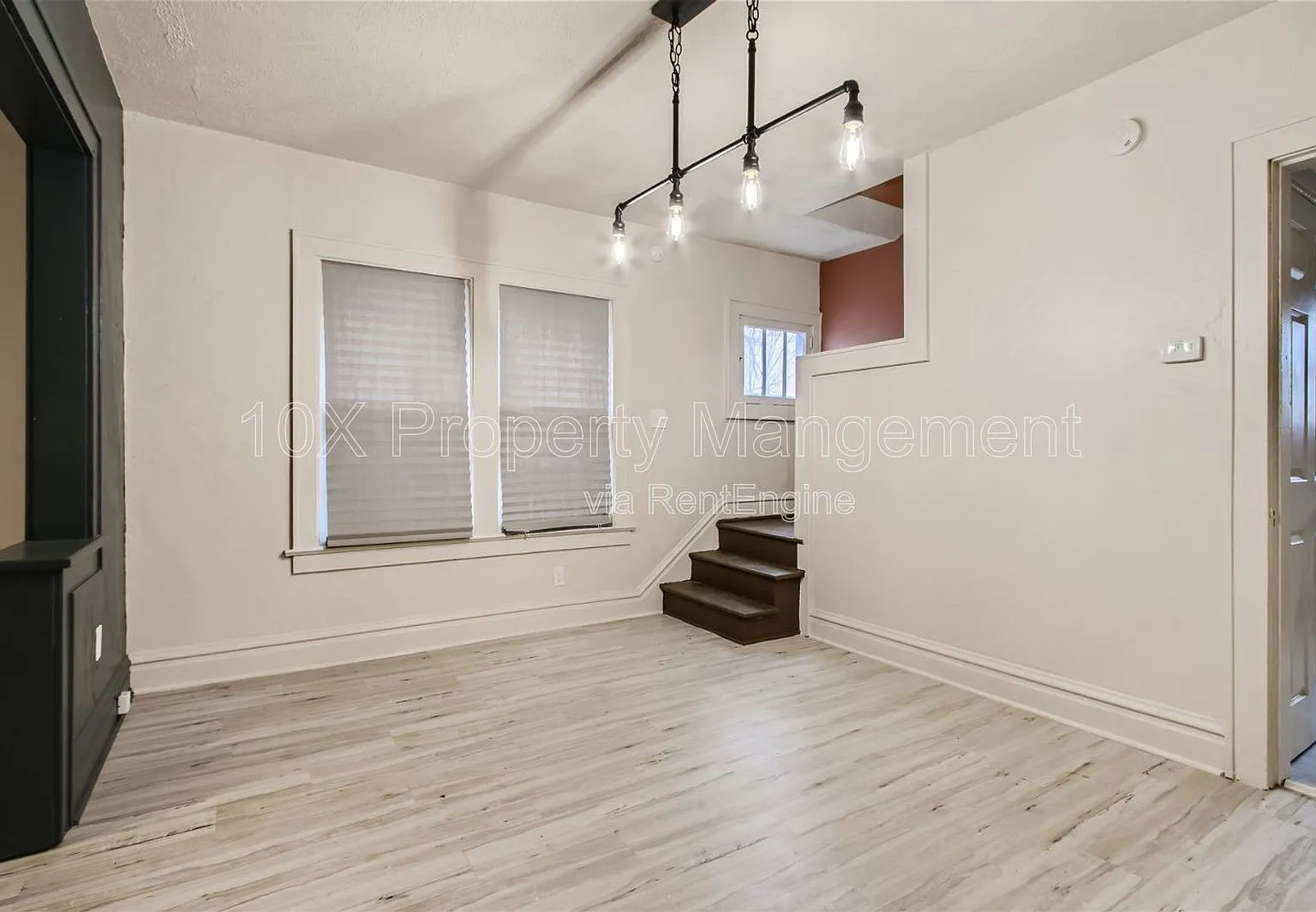 3 bed, 1.0 bath, 1200 sqft, $1,300 — Photo 3