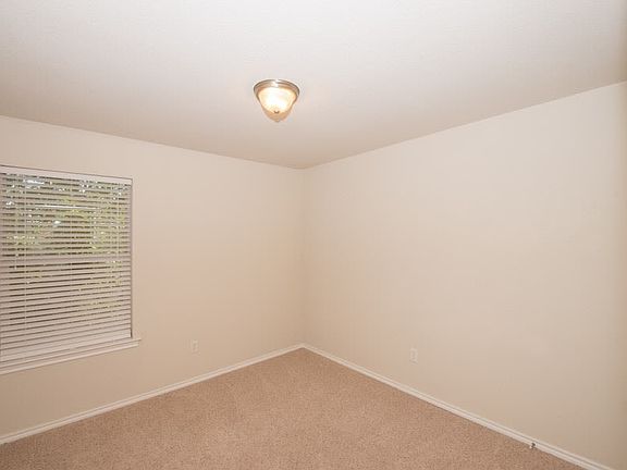 5th image of 6800 Denver City Dr