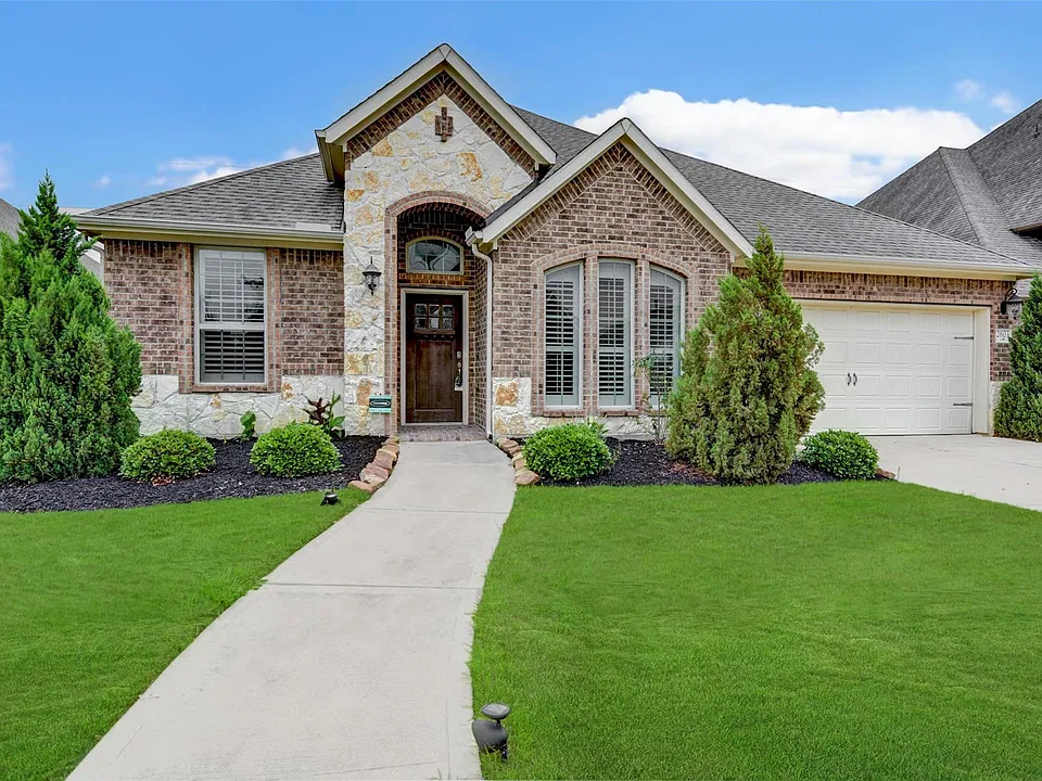 2603 Deerwood Heights Ln