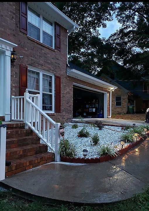 2nd image of 2871 Spring Ridge Cir