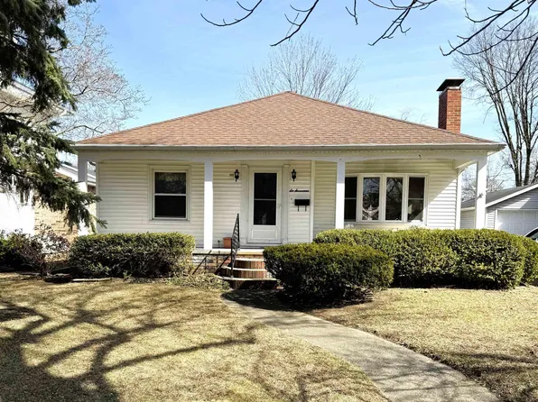 617 N Broadway St, Havana, IL 62644