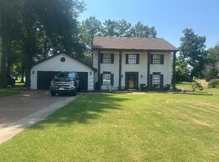 1017 Golf Links Dr, Blytheville, AR 72315
