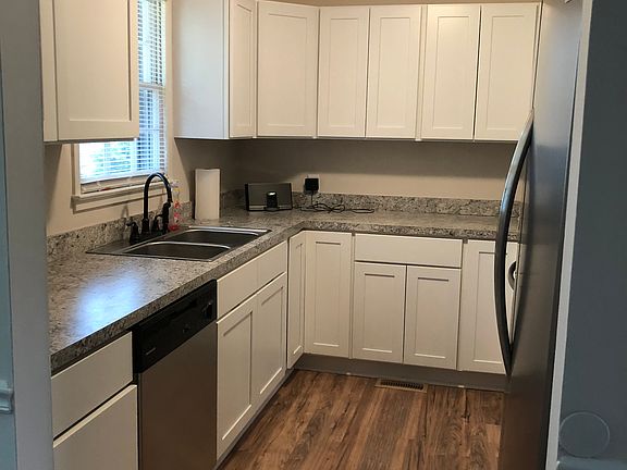 All new kitchen & appliances