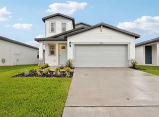 3819 Radiant Mountain Dr, Plant City, FL 33565