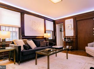 1717 Spruce St APT 1R, Philadelphia, PA 19103