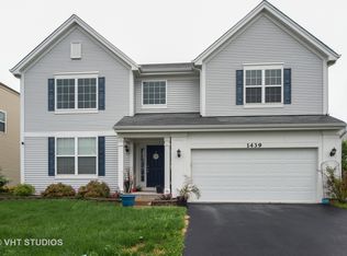 1439 Viola Ln, Volo, IL 60073