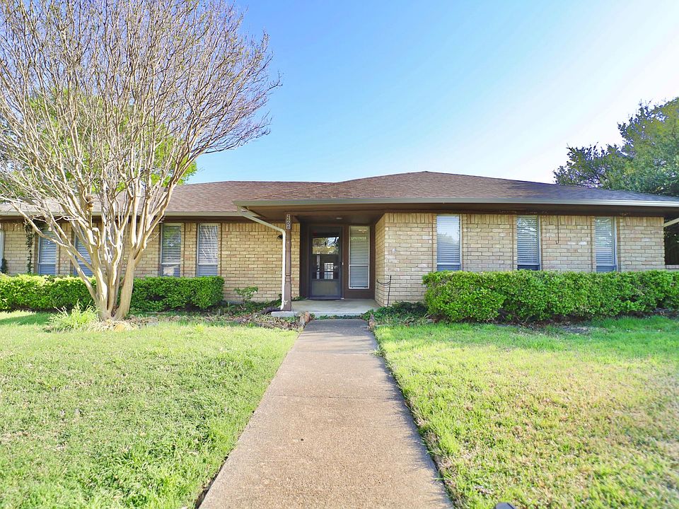 1st image of 2608 Bengal Ln