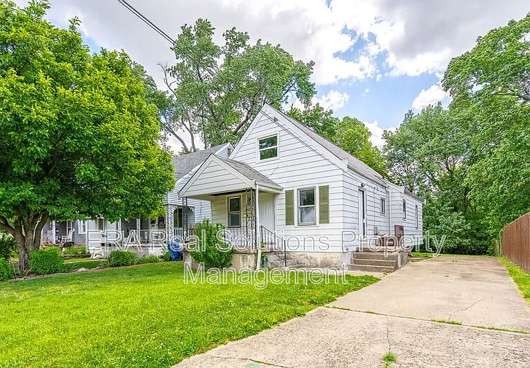 7032 La Boiteaux Ave — Photo 2