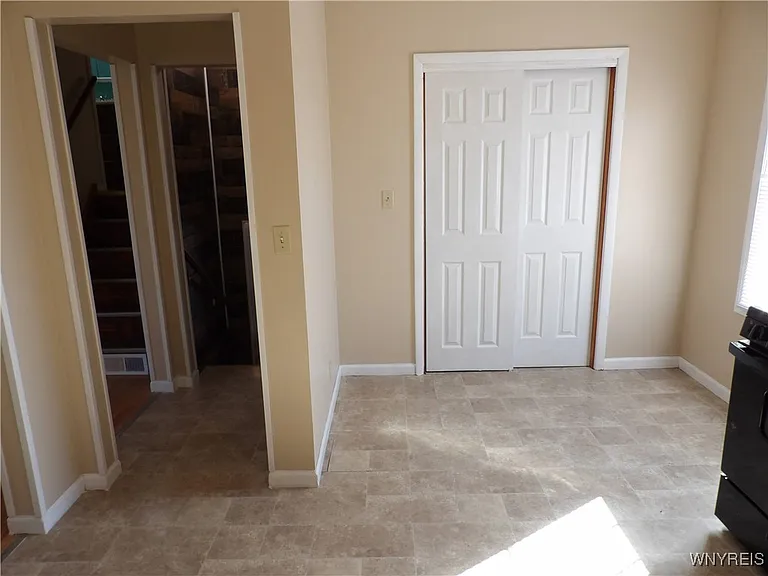 10332 Transit Rd — Photo 16