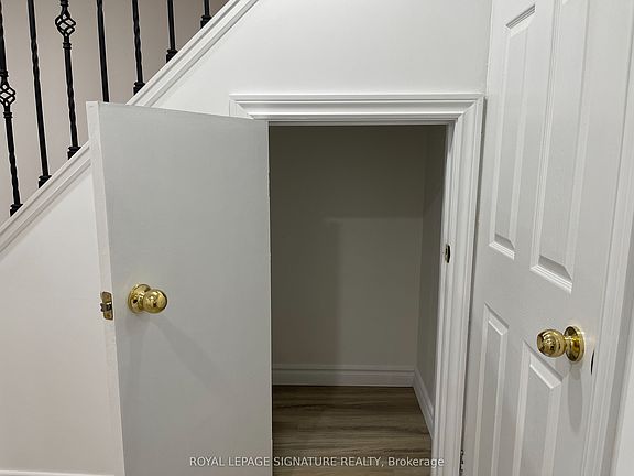 3rd image of 46 Tara Cres