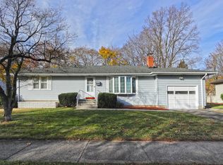 175 White Dr, Hamden, CT 06514