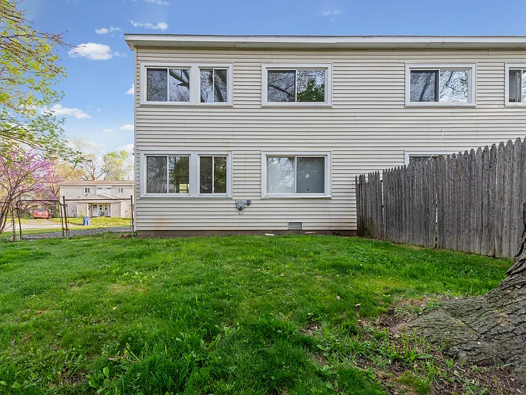 31546 Alpena Ct — Photo 4