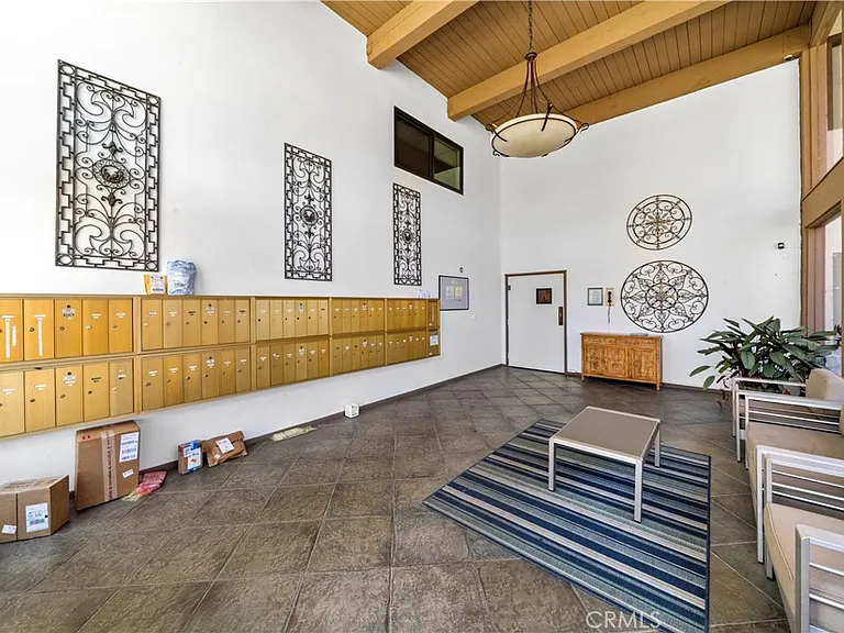 2501 S El Camino Real #315 — Photo 21