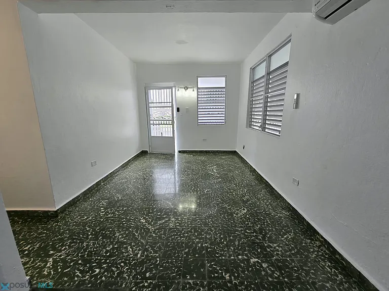 A11 Calle 2 #2 — Photo 5