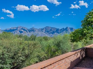 13930 N Green Tree Dr, Oro Valley, AZ 85755