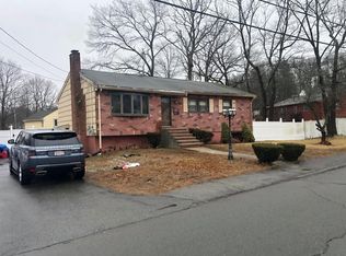 40 Smith Rd, Randolph, MA 02368