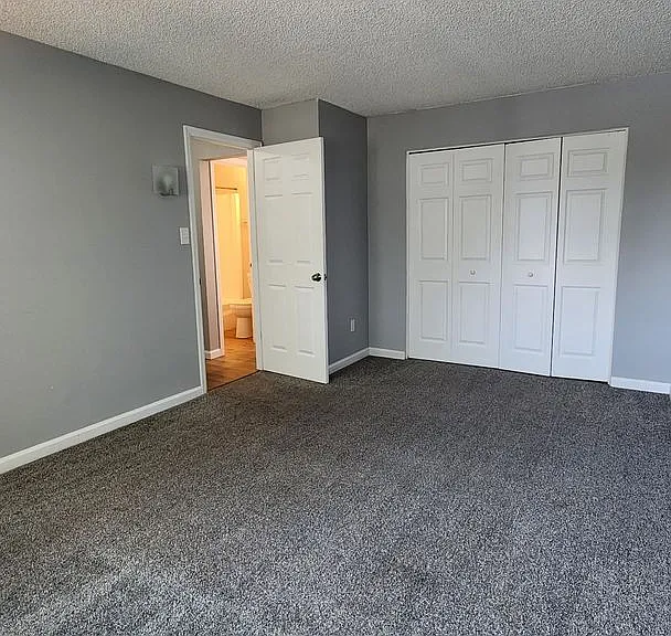 Myers Court — Photo 21