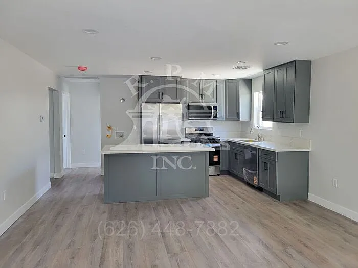 13874 Saranac Dr — Photo 3